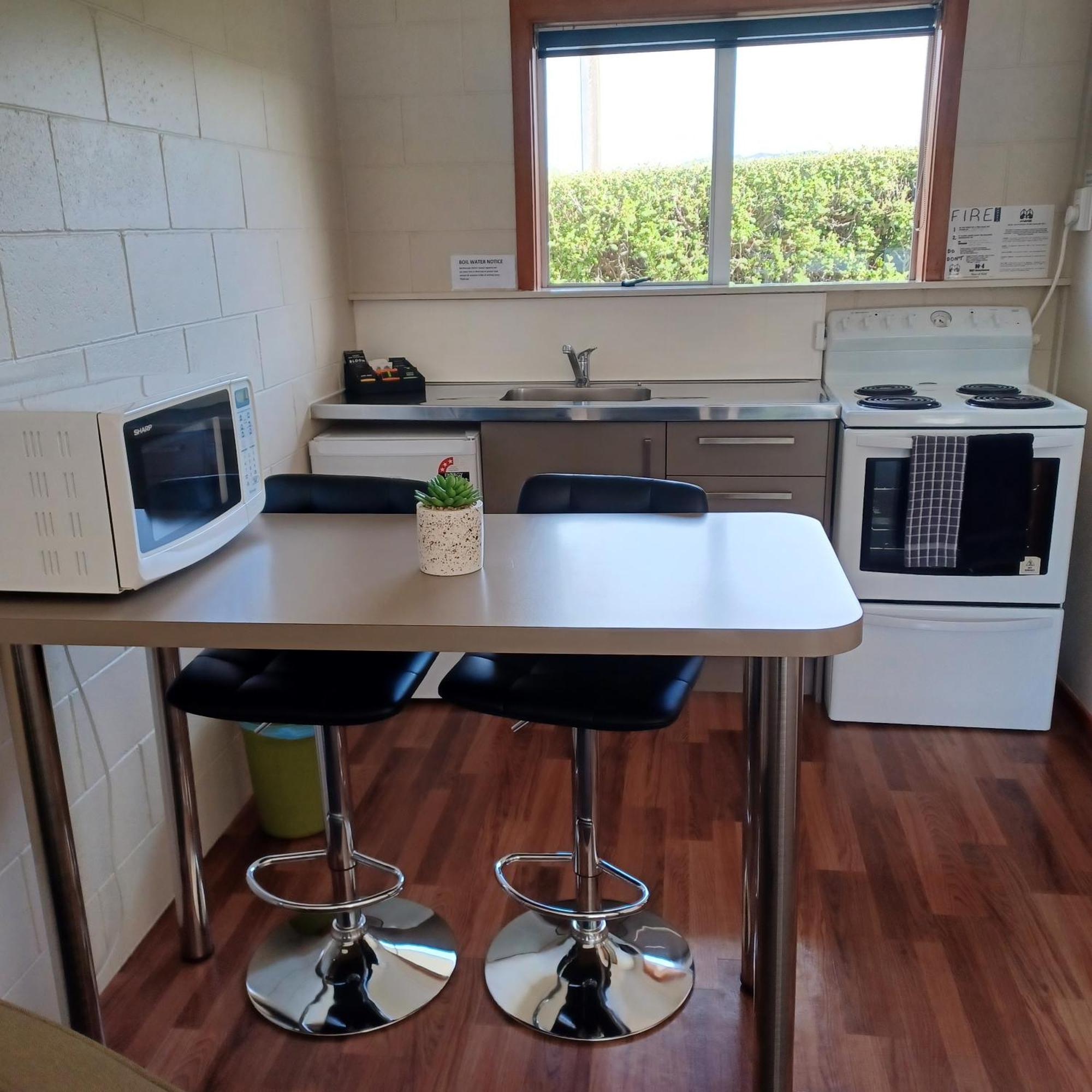 Flaxbourne Motels Ward Экстерьер фото